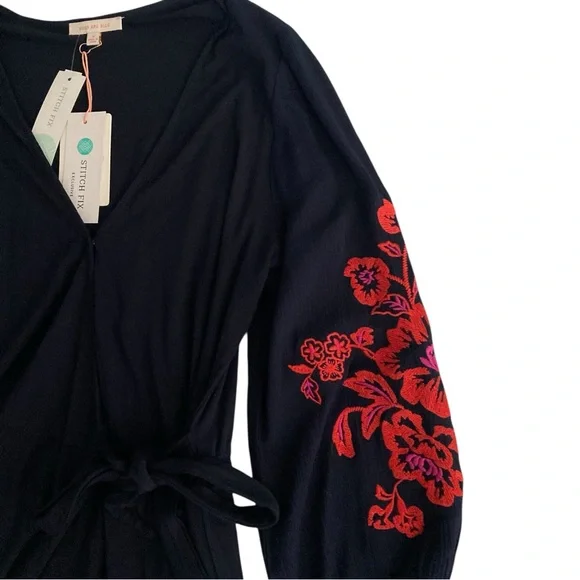 Skies Are Blue Sylvie Floral Embroidered Faux Wrap Knit Dress Womens Size S - Picture 2 of 11